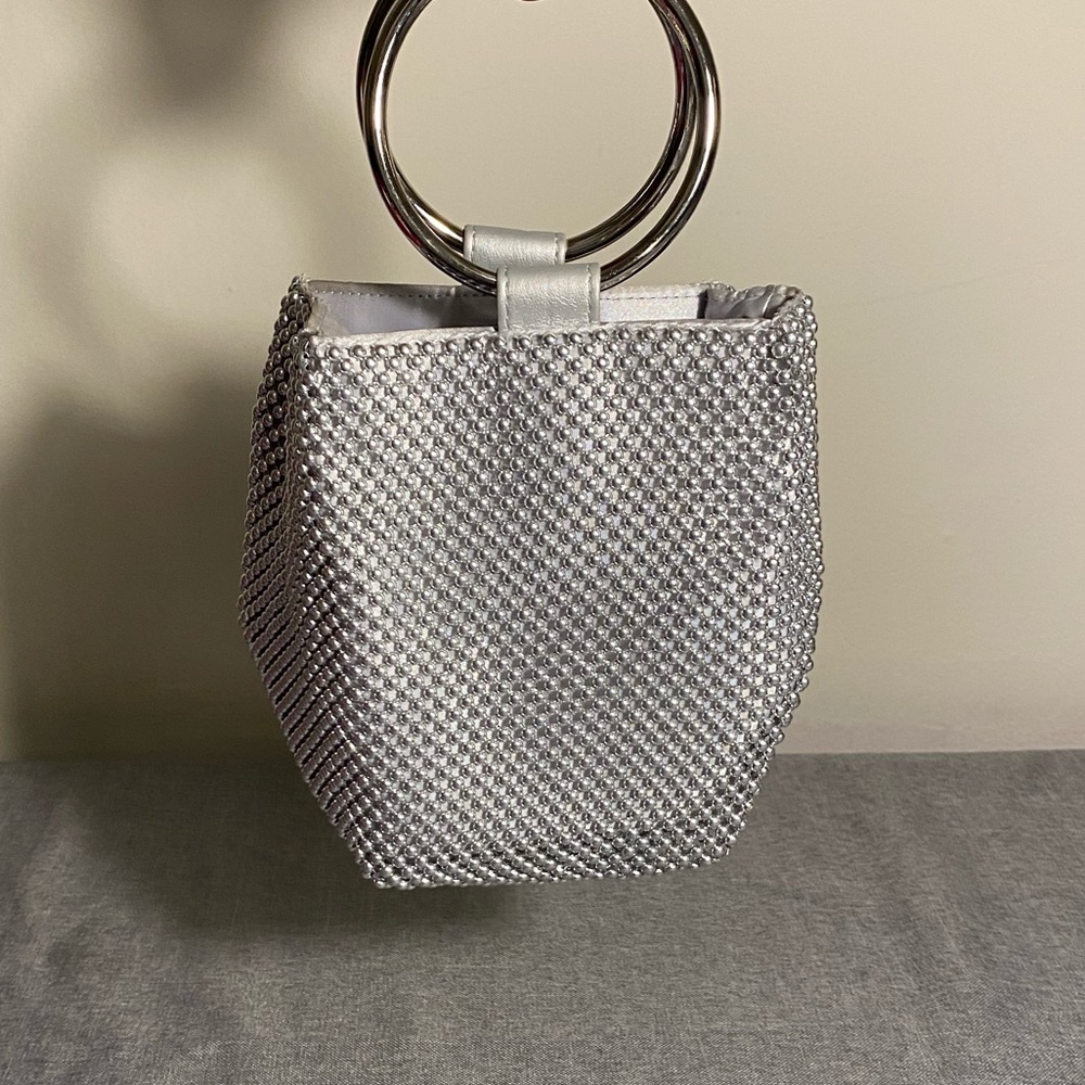 Jessica McClintock Gwen Ball Mesh Ring Pouch